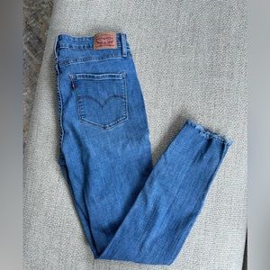 Levi 721 skinny jeans - distressed